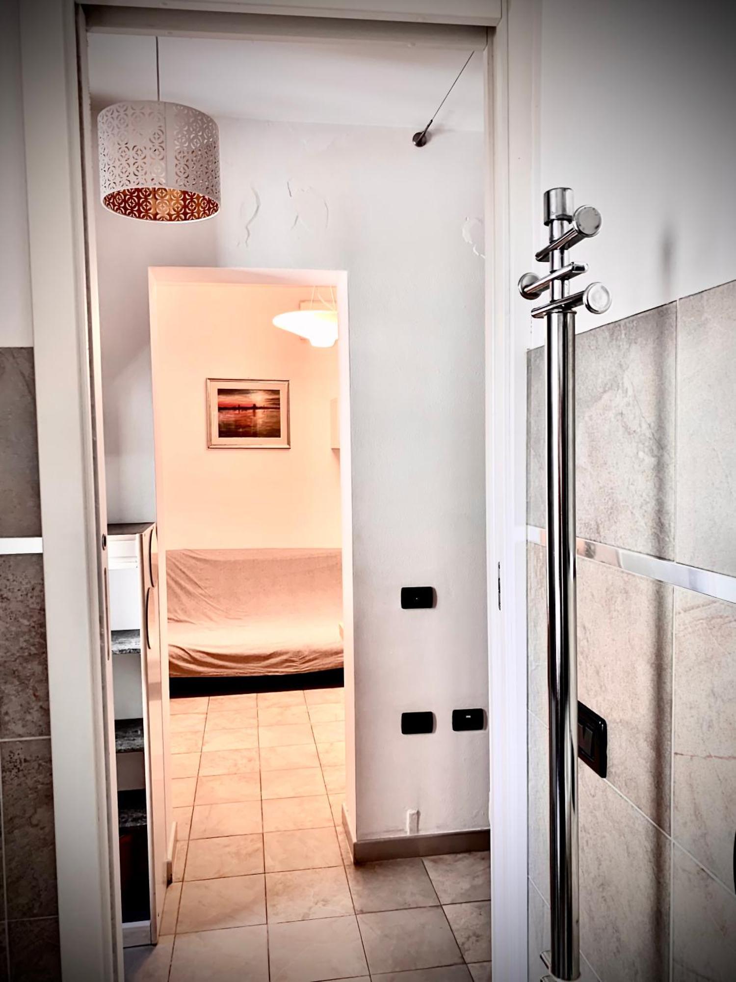 Апартаменти Casa Manuela Non Turisti Ma Ospiti Кіоджа Екстер'єр фото