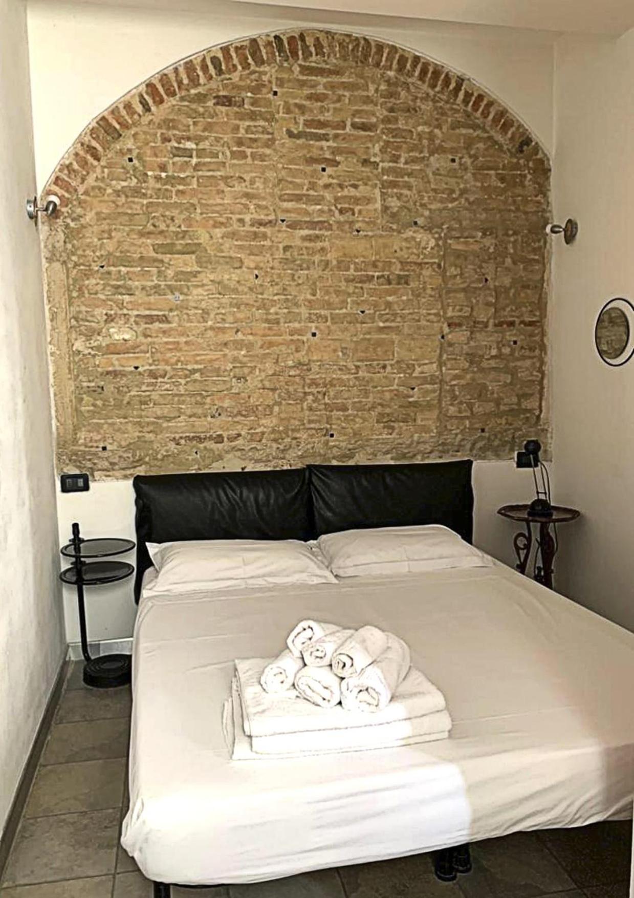 Апартаменти Casa Manuela Non Turisti Ma Ospiti Кіоджа Екстер'єр фото